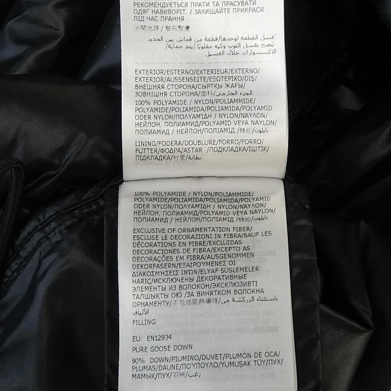 モンクレール MONCLER