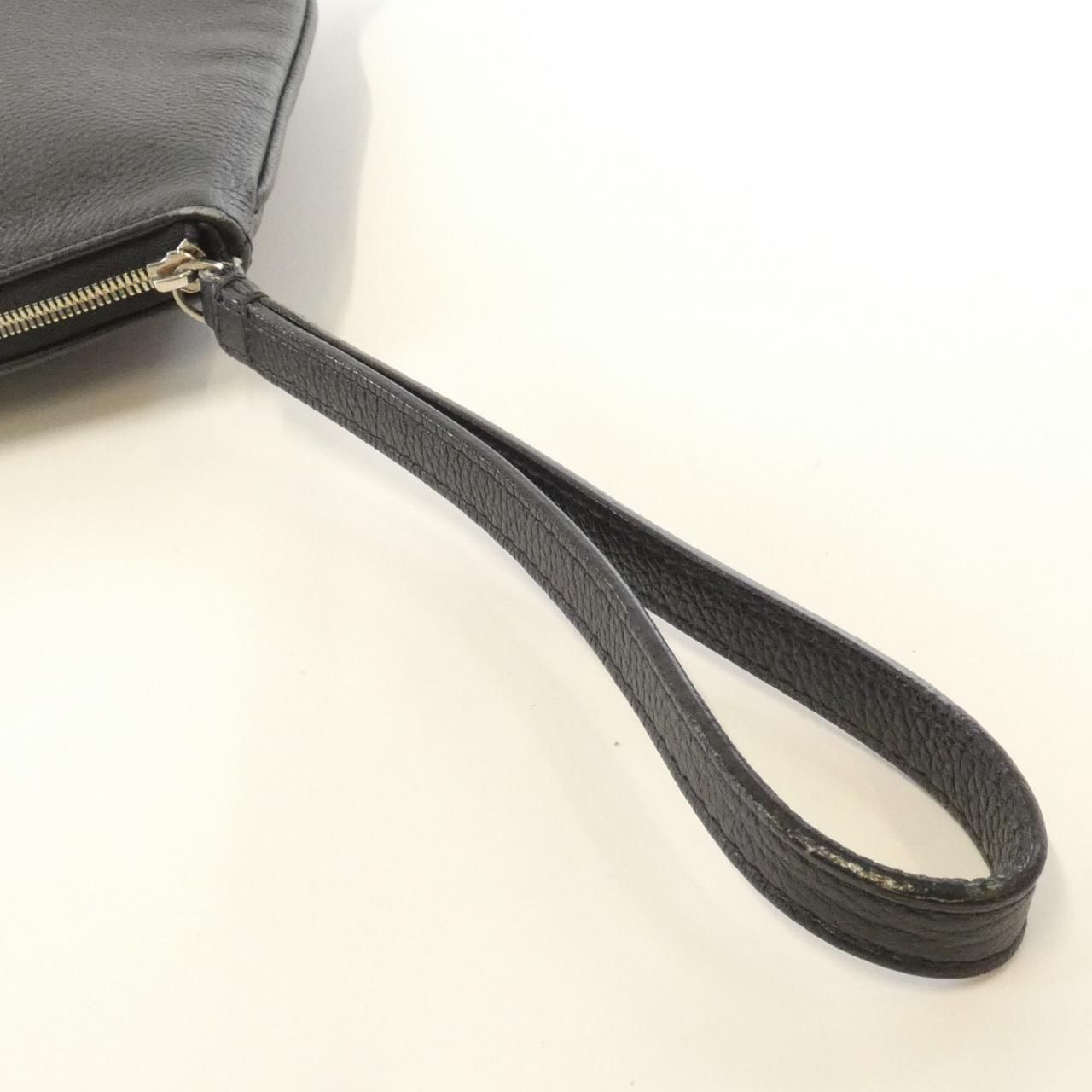 3 セカンドバッグ