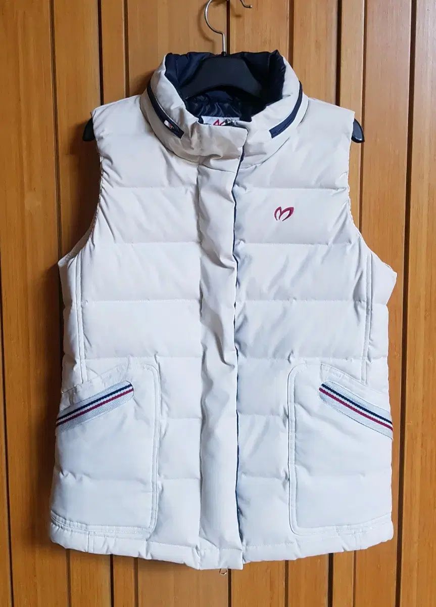 マスターバニーエディション レディース ダウン ベスト 66