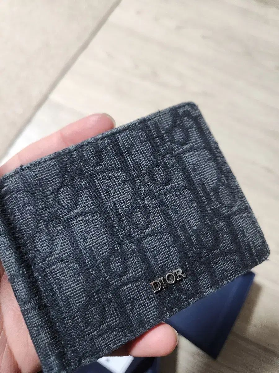 ディオール オブリーク マネークラブ 財布