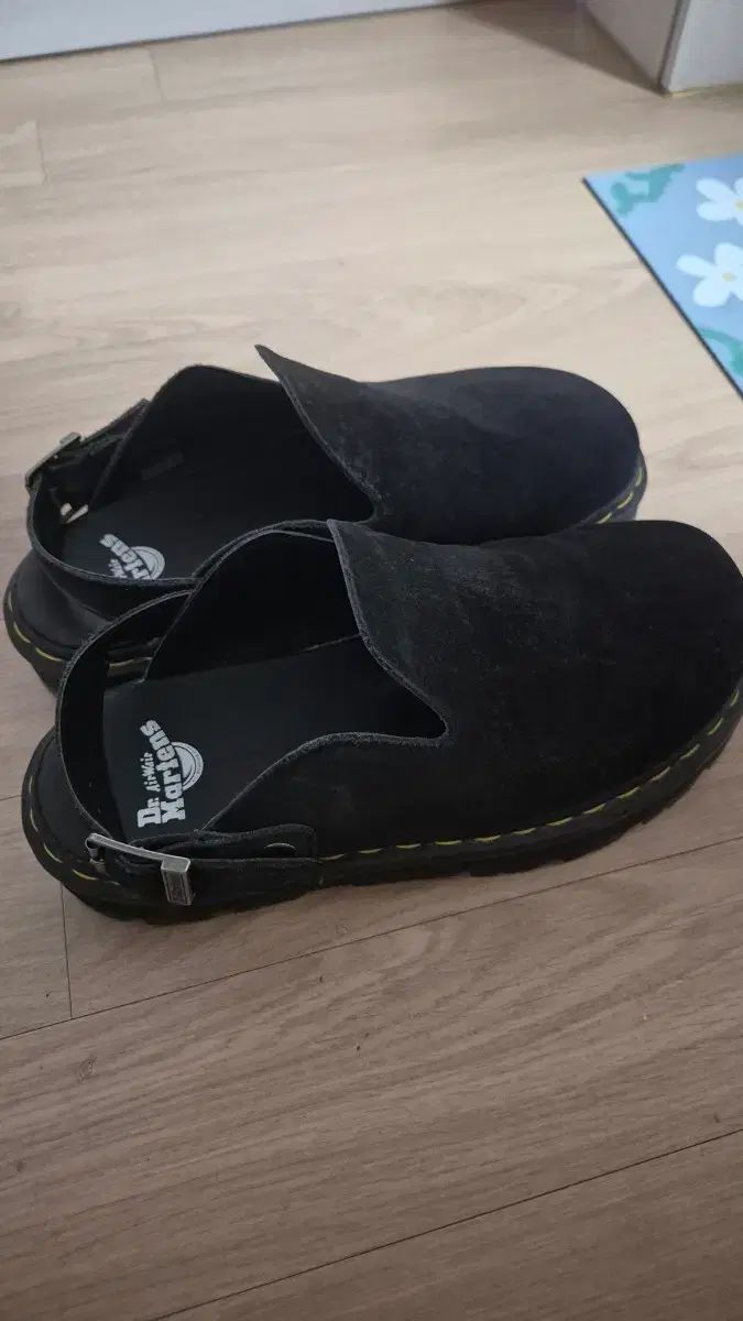 ミュール ブラック