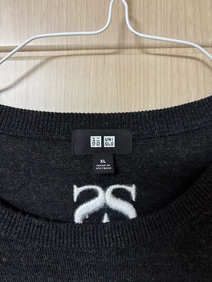 ユニクロxアダム スコット コラボ ゴルフニット