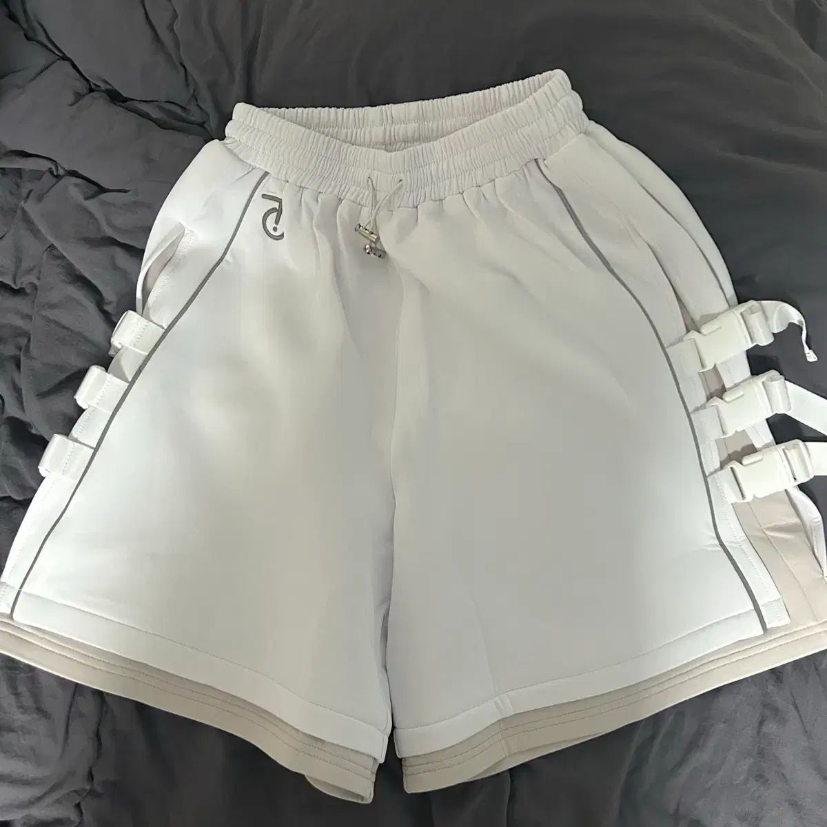 イルイルイル ililil サブカルチャー ハーフパンツ ズボン white