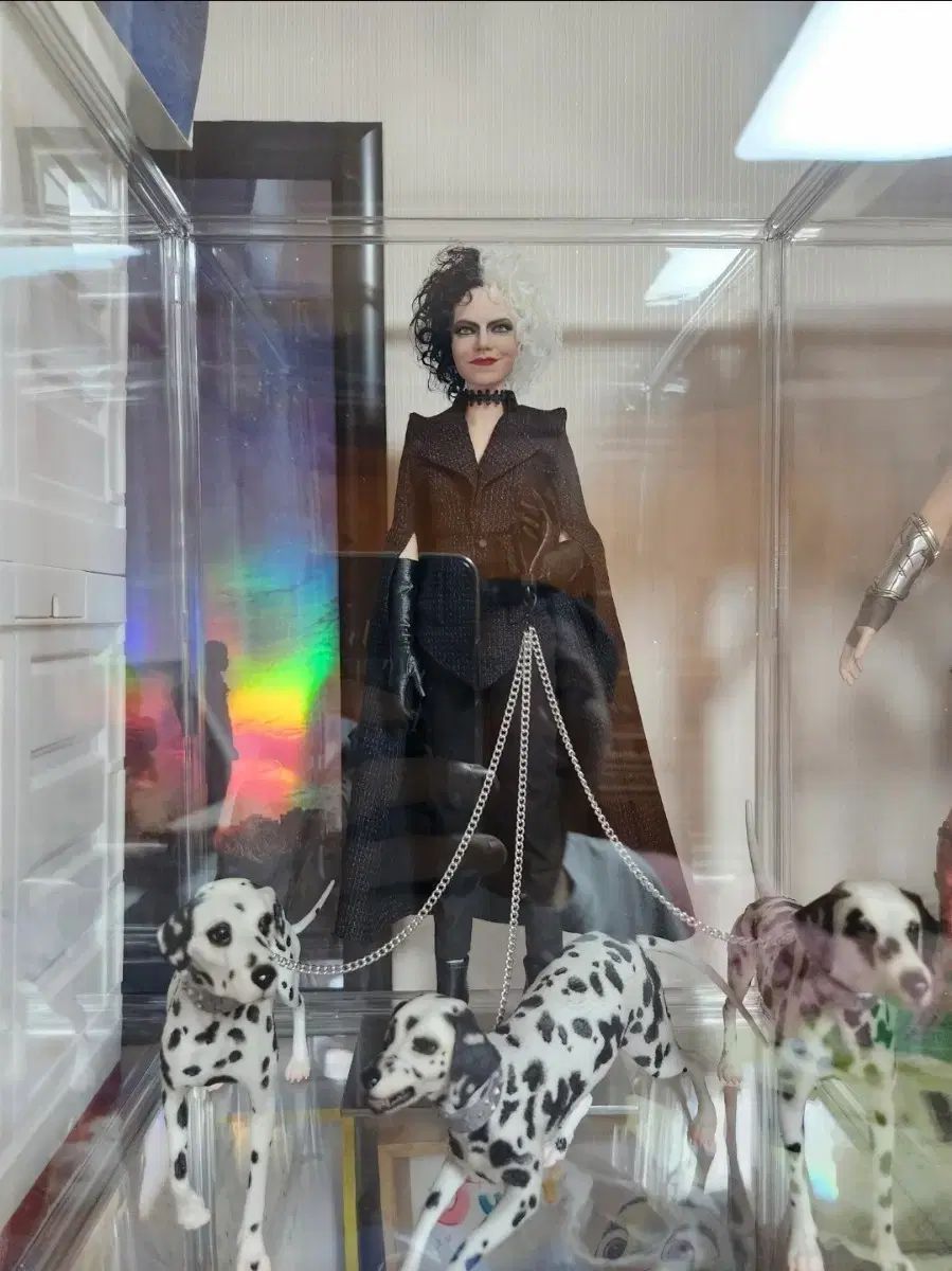 ホットトイズ × キム ソヒョン クルーエラ 12インチ フィギュア