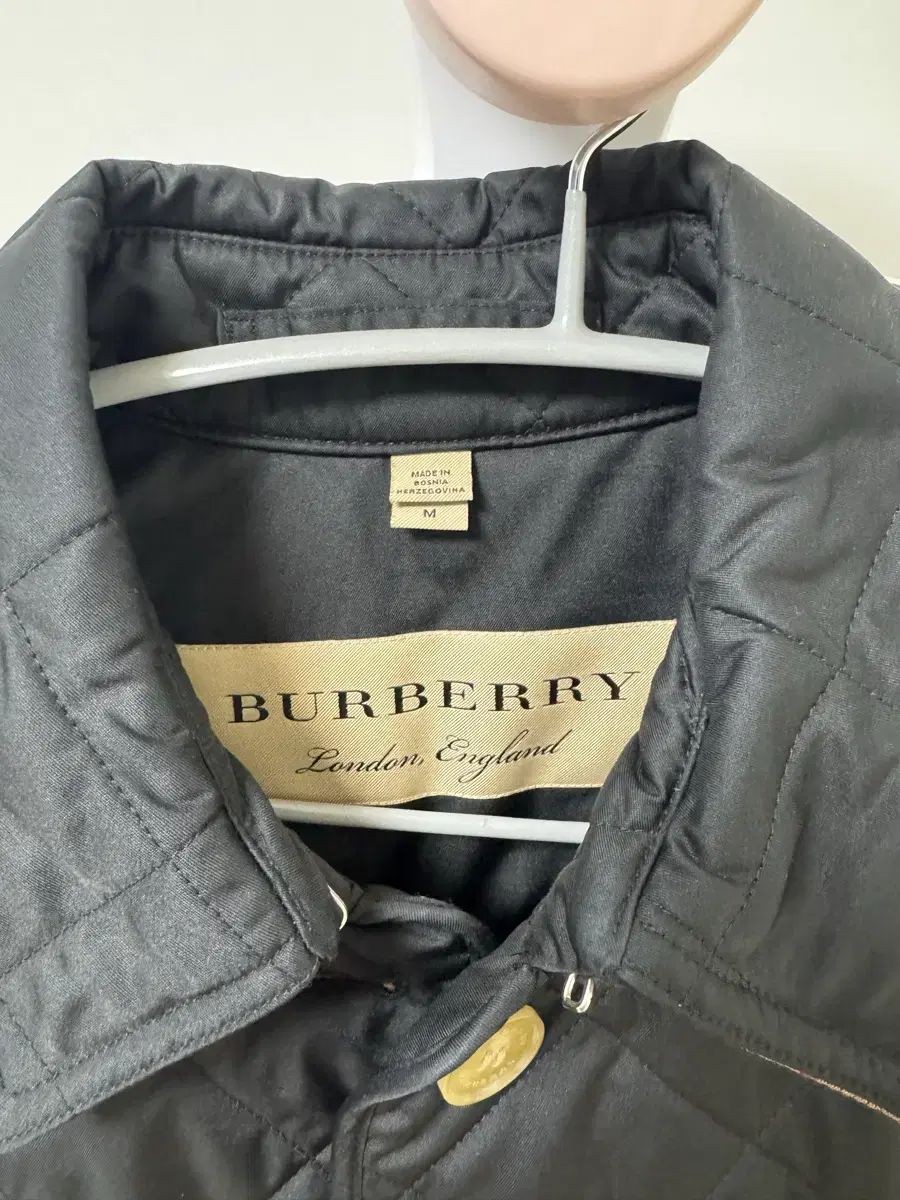 バーバリー キルティング ジャケット ブラック