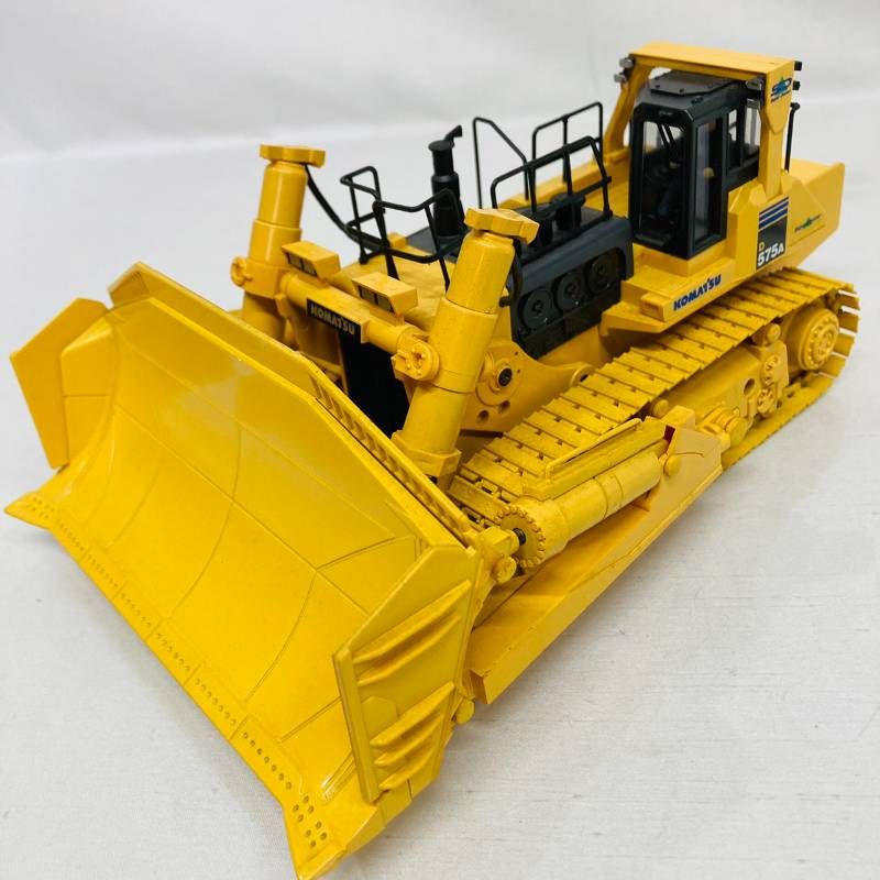 京商　Komatsu D575A-3 SD ブルドーザー 1/50 ミニカー買取実績】京商 1/50 ブルドーザー KOMATSU D575A-3も愛知県