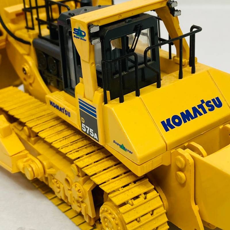 KyoSHo 京商 1/50 IRC 建設機械 シリーズ ブルドーザー コマツ D575A-3