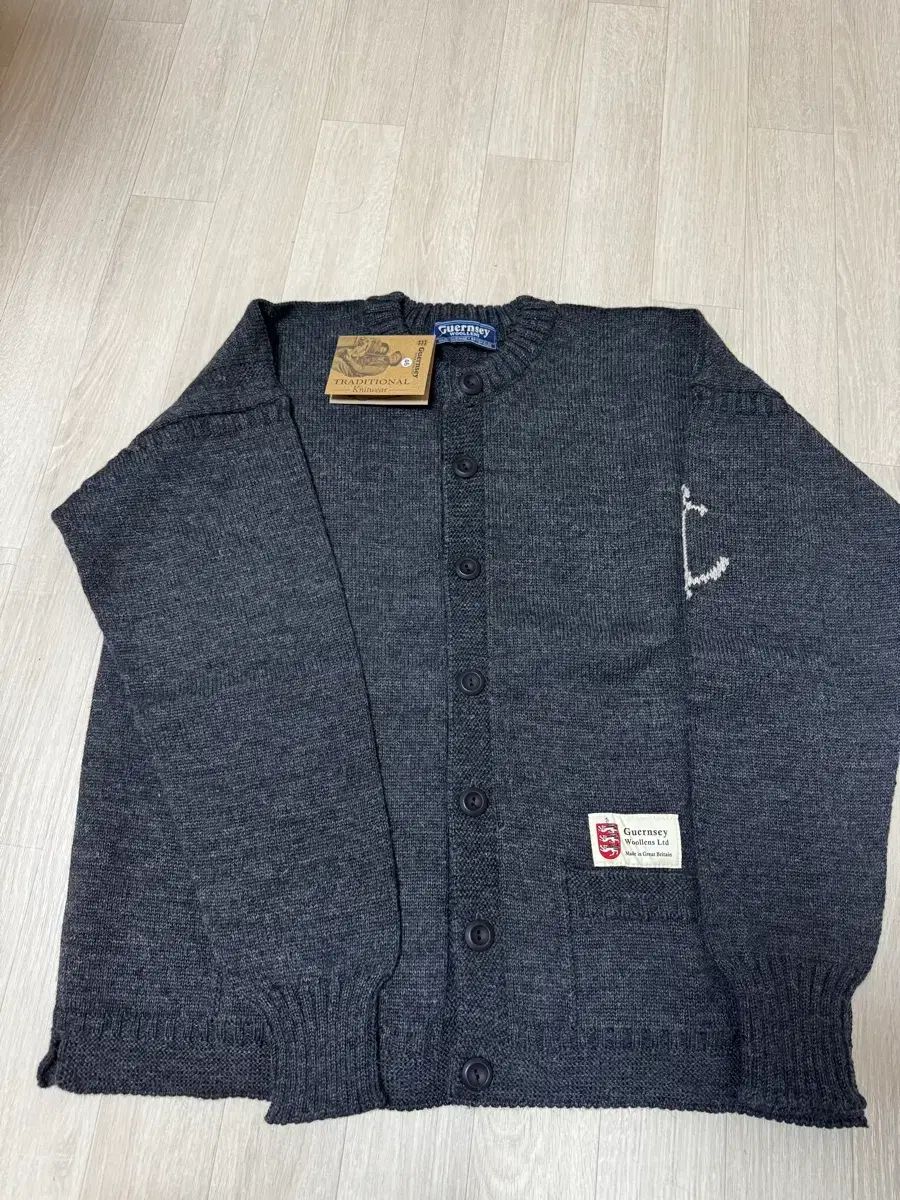 46 ガンジーウーレンズ カーディガン