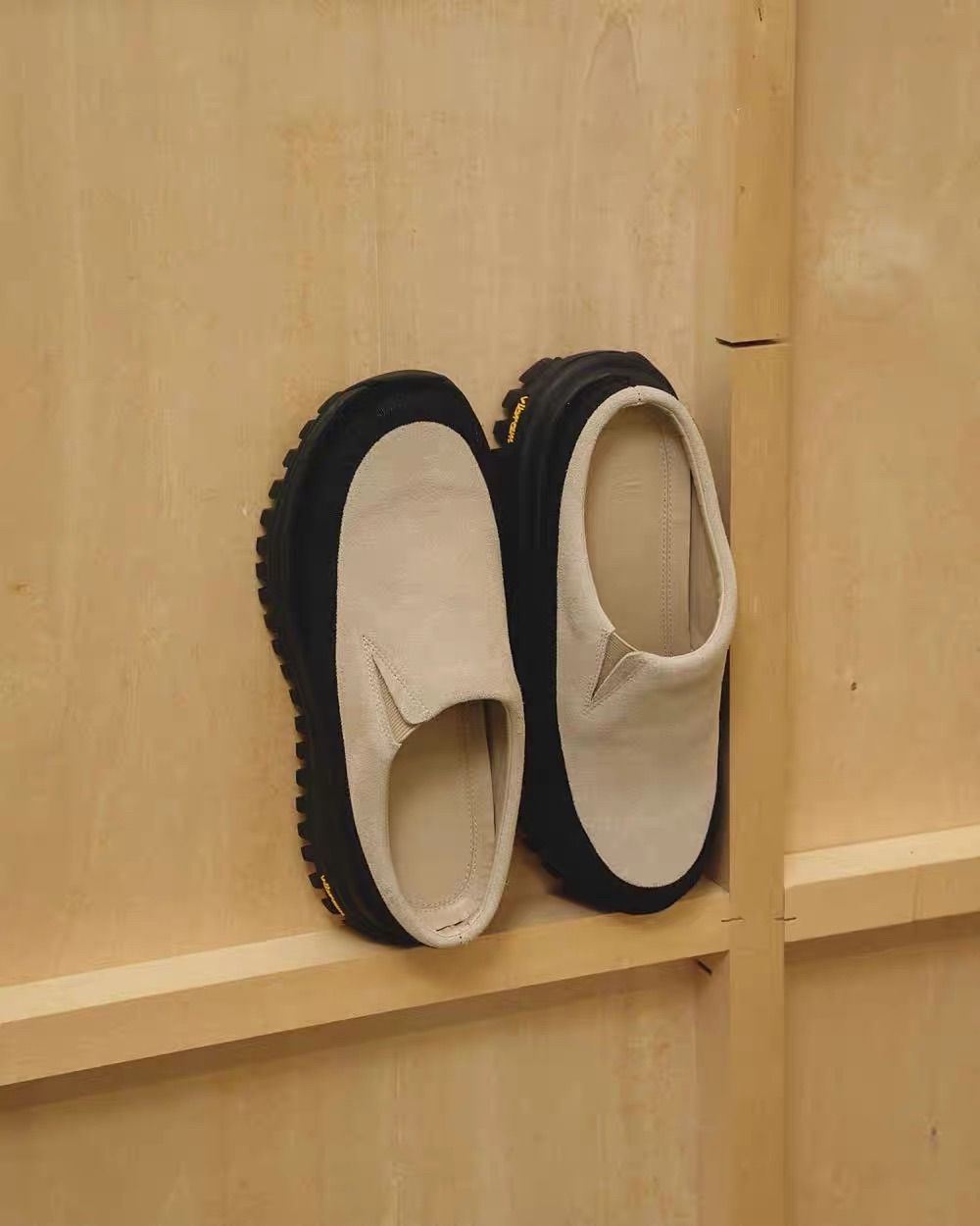 TODAYFUL Vibramsole Leather Sabot / トゥデイフル ビブラムソール