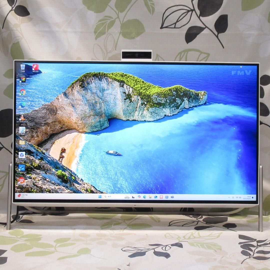 Win 11 対応8世代i 7 メ16 SSD HDD DVD カメラ 無線