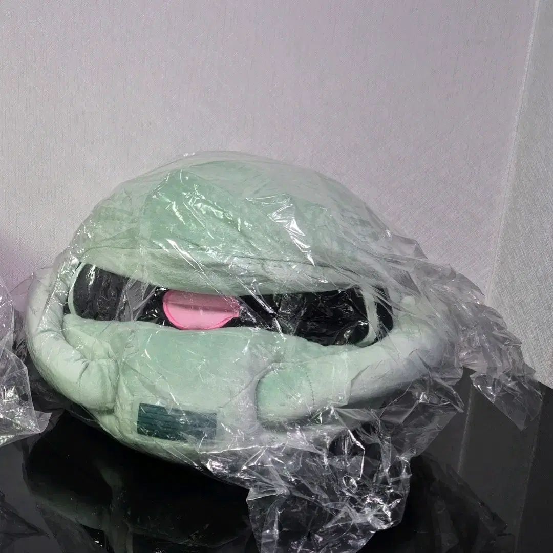 ガンダムベース ジャクー HEAD ぬいぐるみ 大型