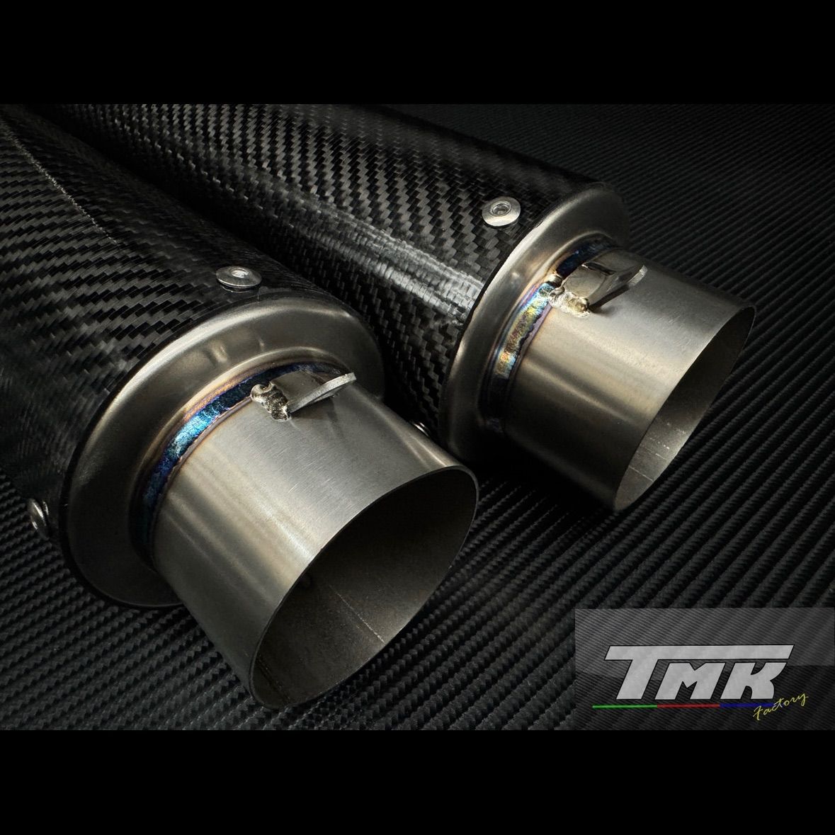 汎用 2本出し カーボンチタンサイレンサー 60.5 マフラー スリップオン