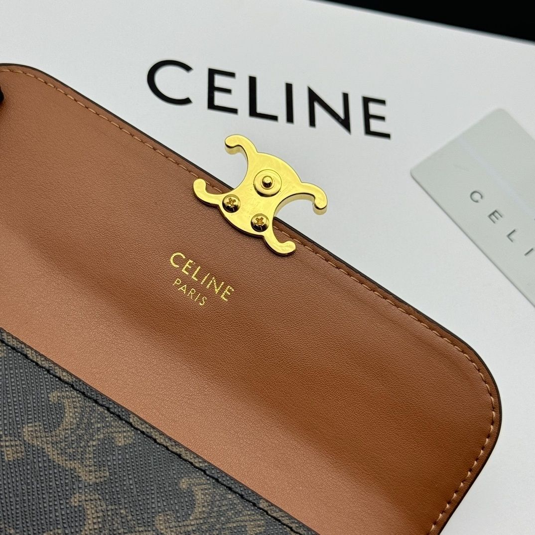 最終値下げ美品⭐︎ほぼ未使用⭐︎CELINE 財布　紙袋つき 未使用品】最終値下げ CELINE セリーヌ ウォレット 長財布 小銭入れ
