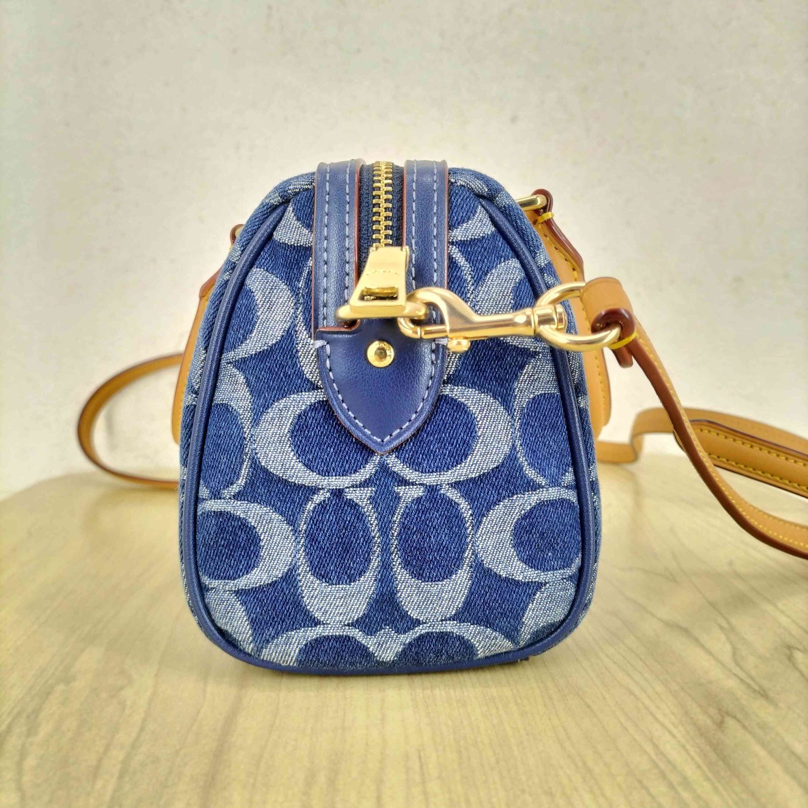 コーチ COACH ミニ ローアン クロスボディ バッグ シグネチャー デニム 