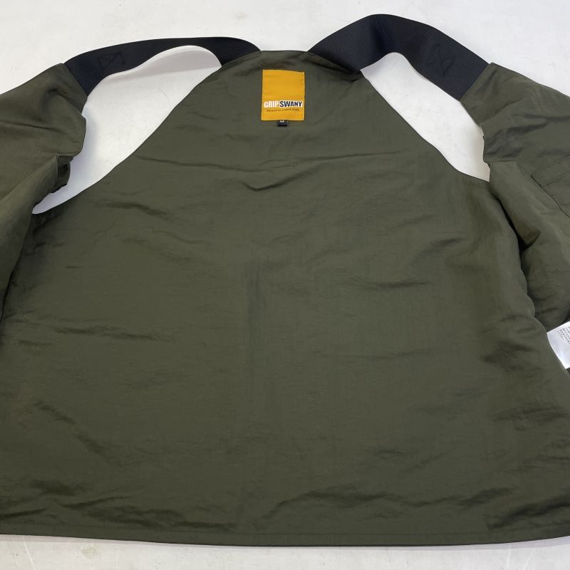 キャンプ向け カーキ