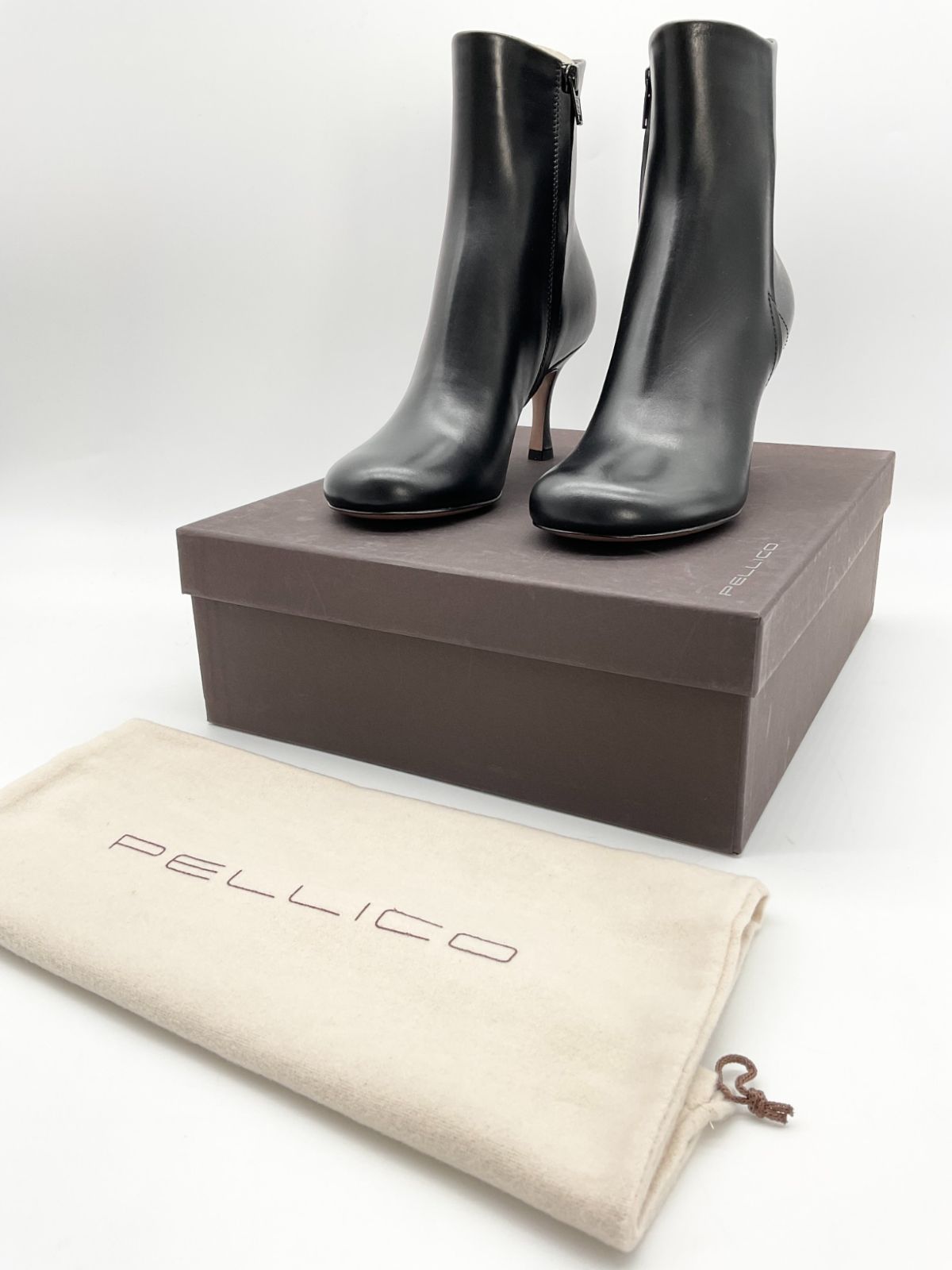 サイドジップレザーヒールブーツ