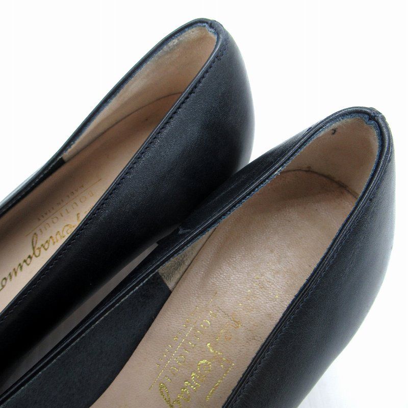 サルヴァトーレフェラガモ Salvatore Ferragamo パンプス ローヒール