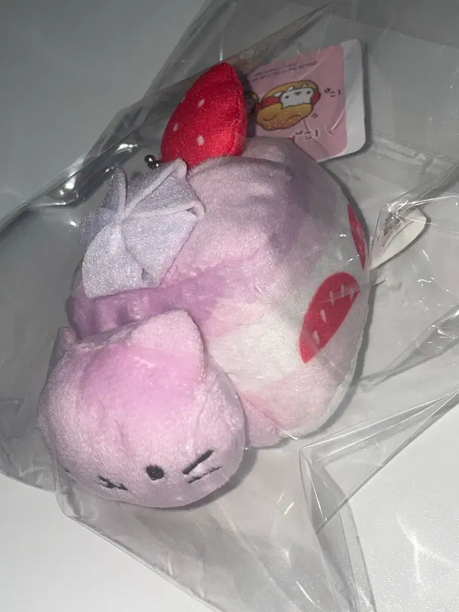  にゃんにゃんにゃんこ ぬいぐるみ キーホルダー いちごケーキ デザート その他