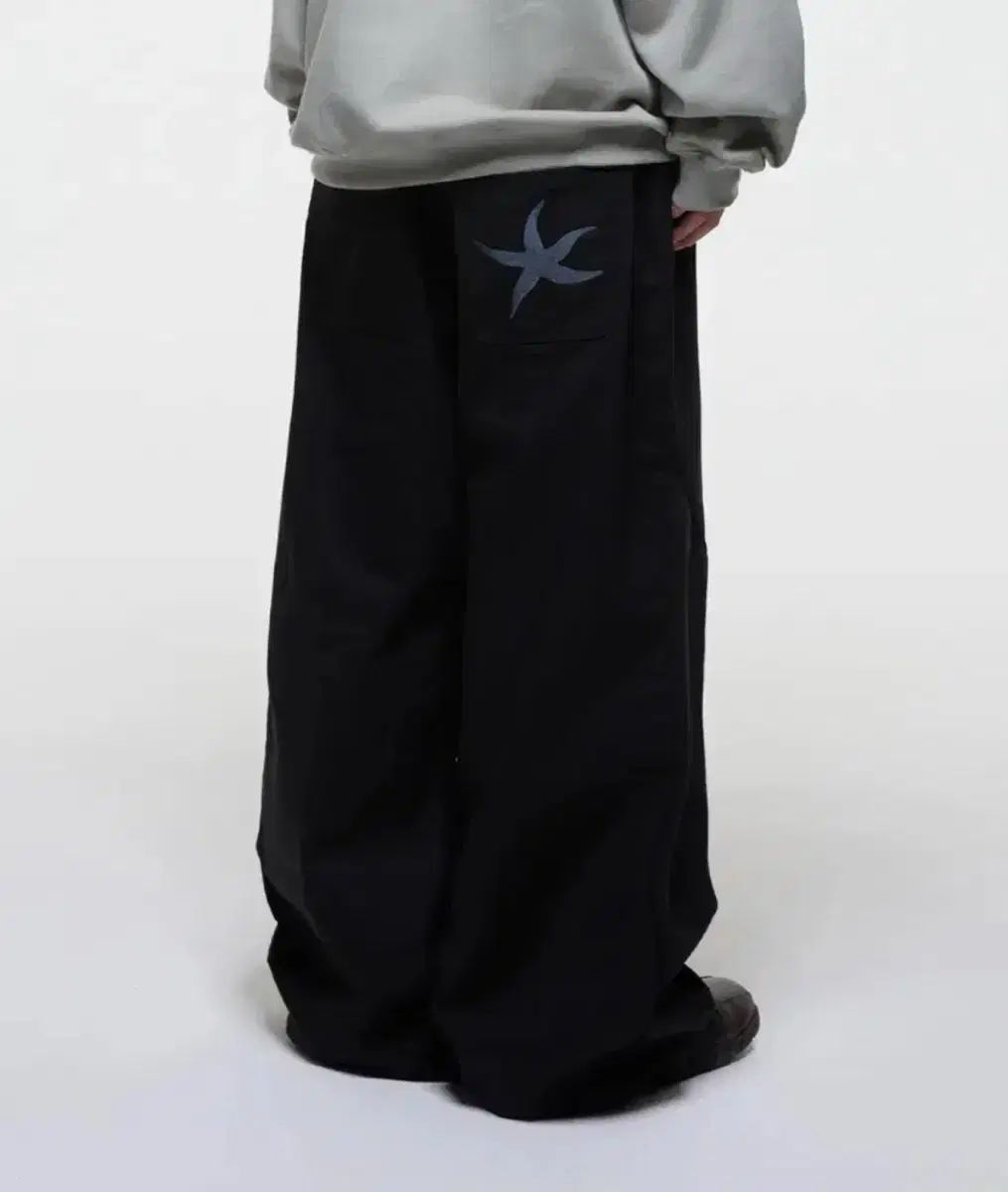 THECOLDESTMOMENT(ザコールデストモーメント) チノパンツ M THECOLDESTMOMENT ザコールデストモーメント オンライン チノパンツ