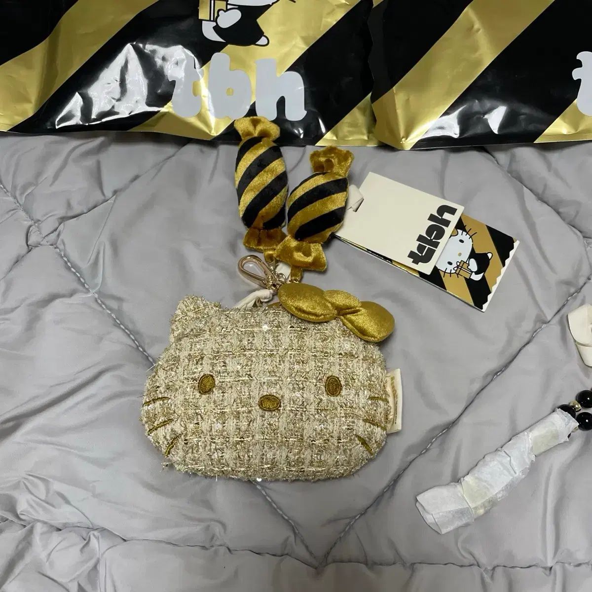 ハローキティ ソウルトゥ ポップアップ tbh GOLD 顔 CANDY 写真 フォト FRAME キーホルダー