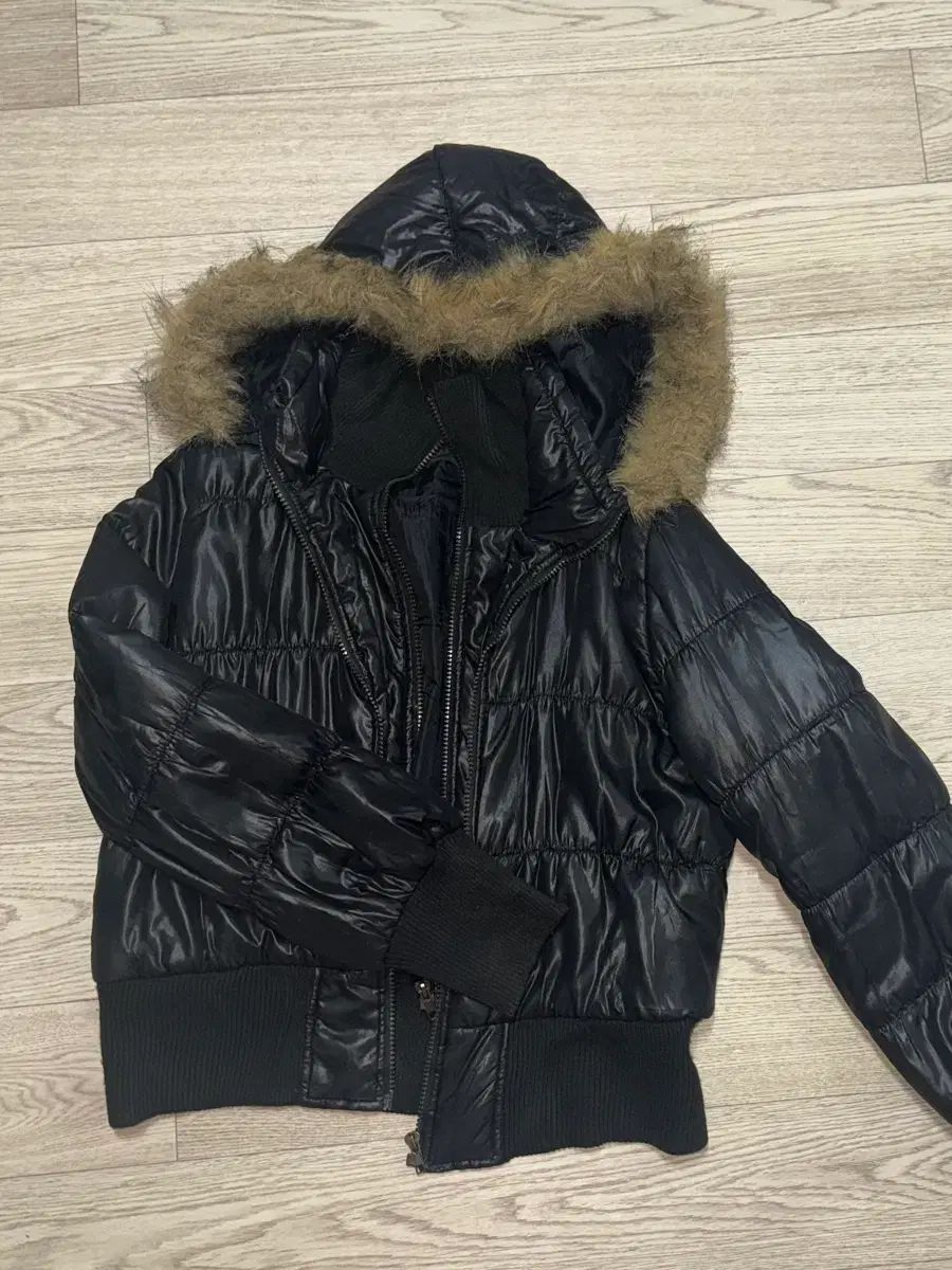 日本 ヴィンテージ 春ファーダウン Tシャツ