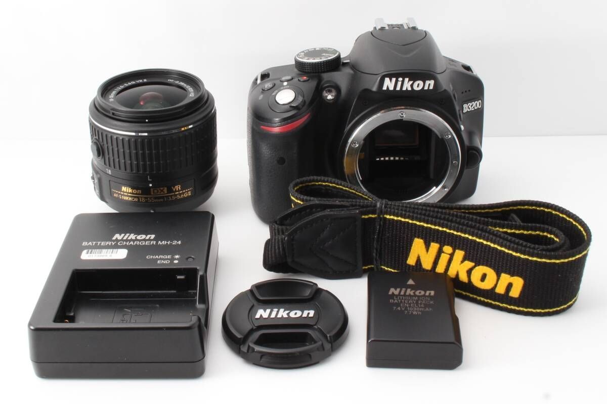 極上美品☆ニコン Nikon D3200 ボディ デジタル一眼レフ レンズキット