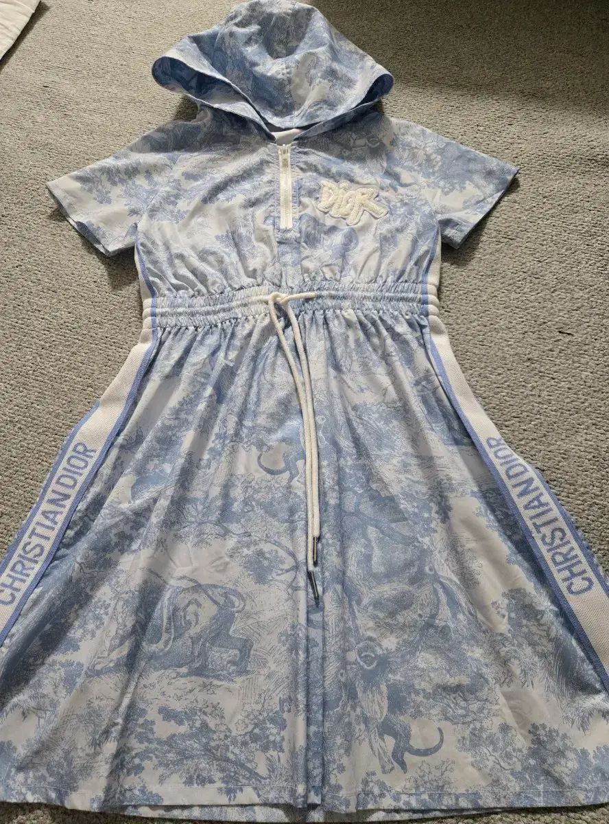 ディオール フード ONE PIECE 140