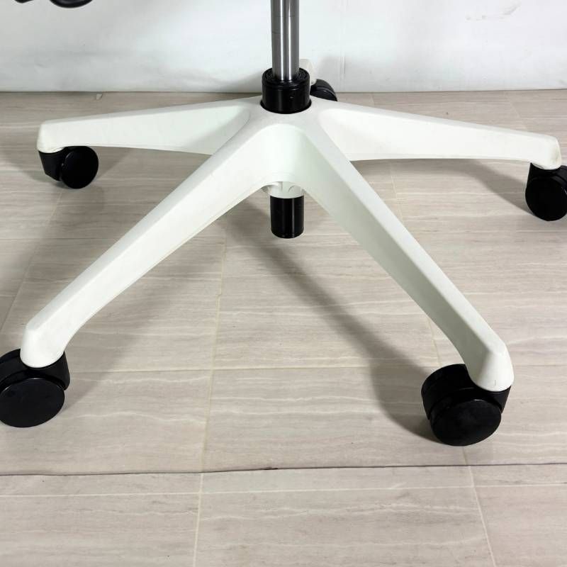 シルフィー チェア