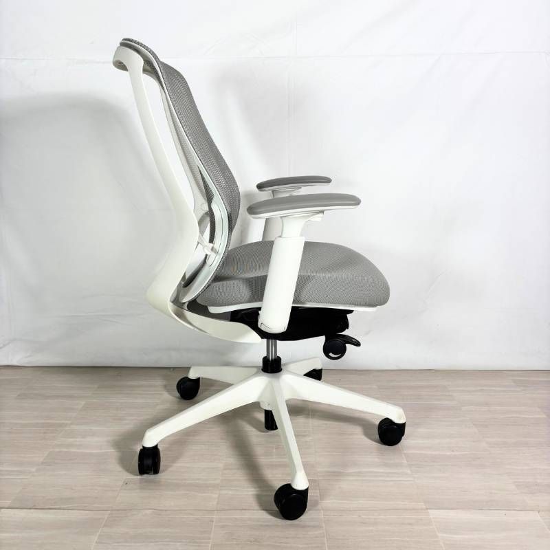 シルフィー チェア