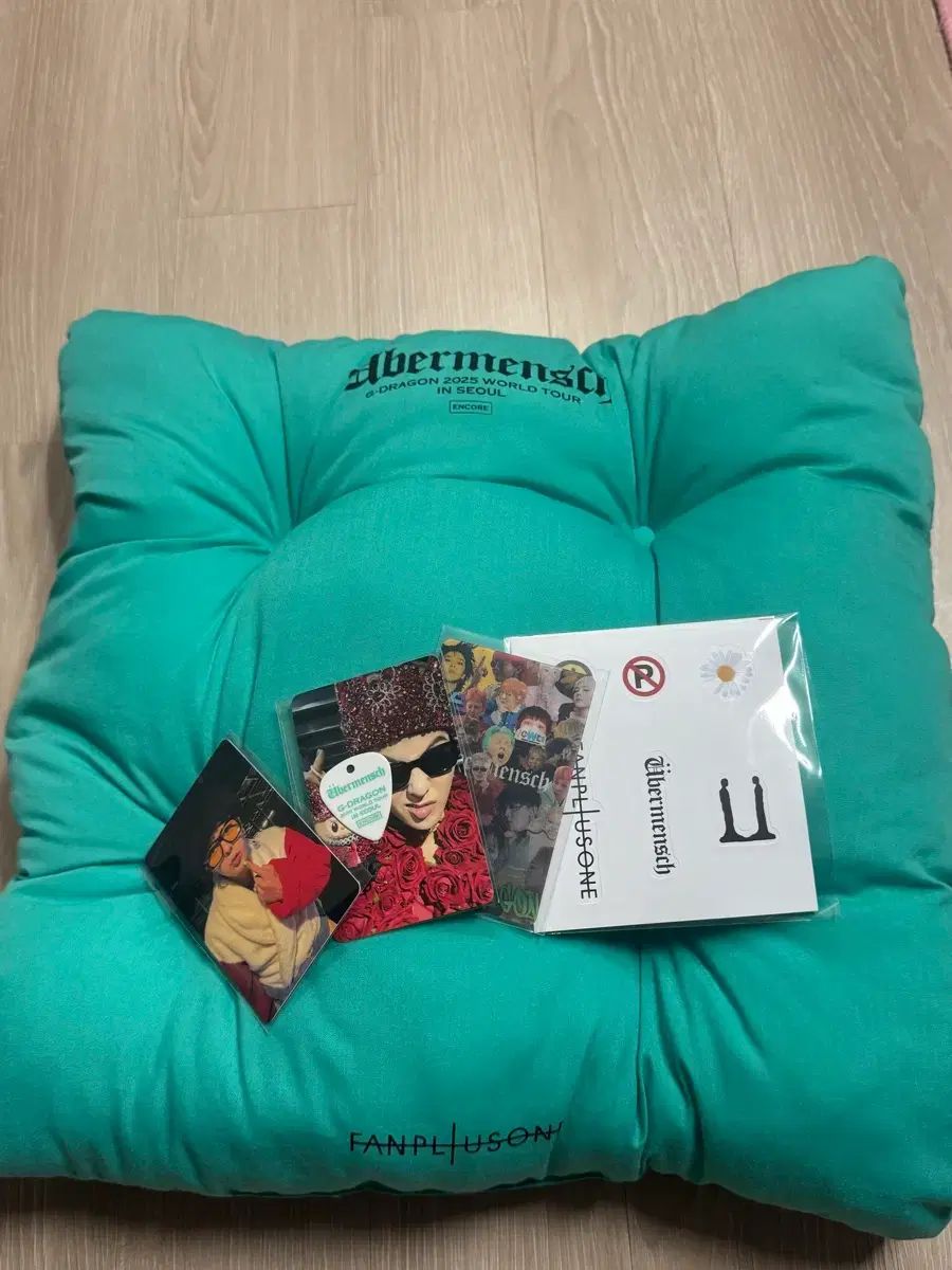 G-DRAGON ジードラゴン コンサート クッション トレカ ラストコンサート ラスコン ファムジョーン グッズ