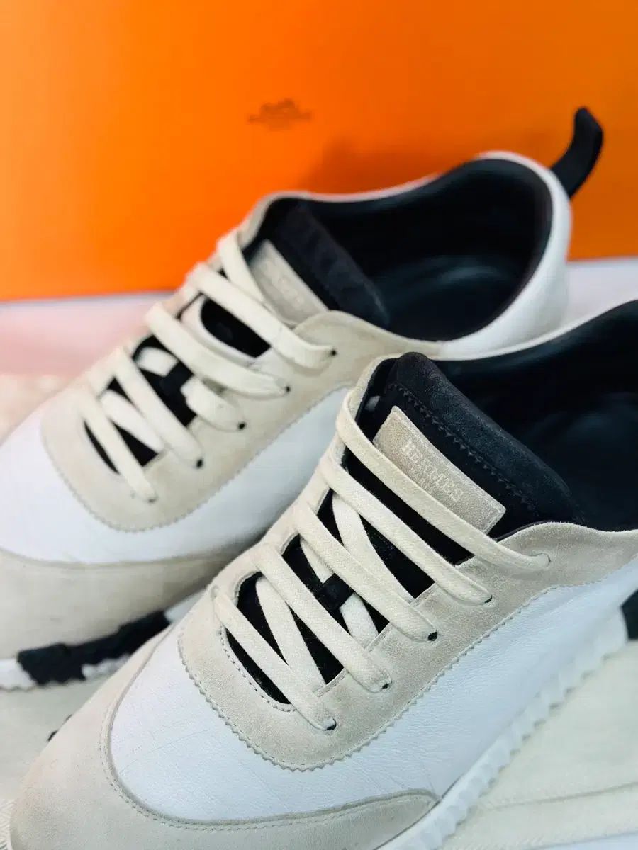 HERMES エルメス バウンシング サイズ41ハーフ 青\u2044白 メンズ 41サイズ