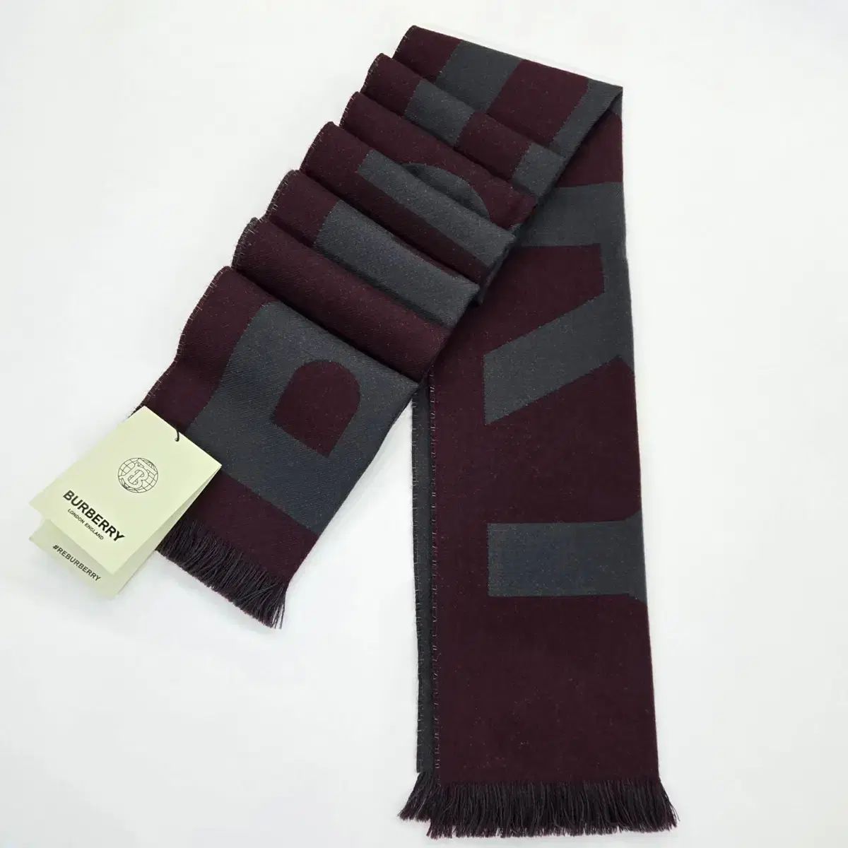 21年 BURBERRY ロゴ レタリング マフラー