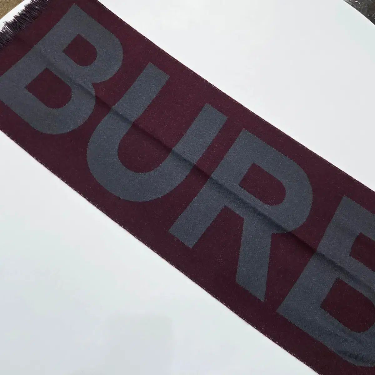 21年 BURBERRY ロゴ レタリング マフラー