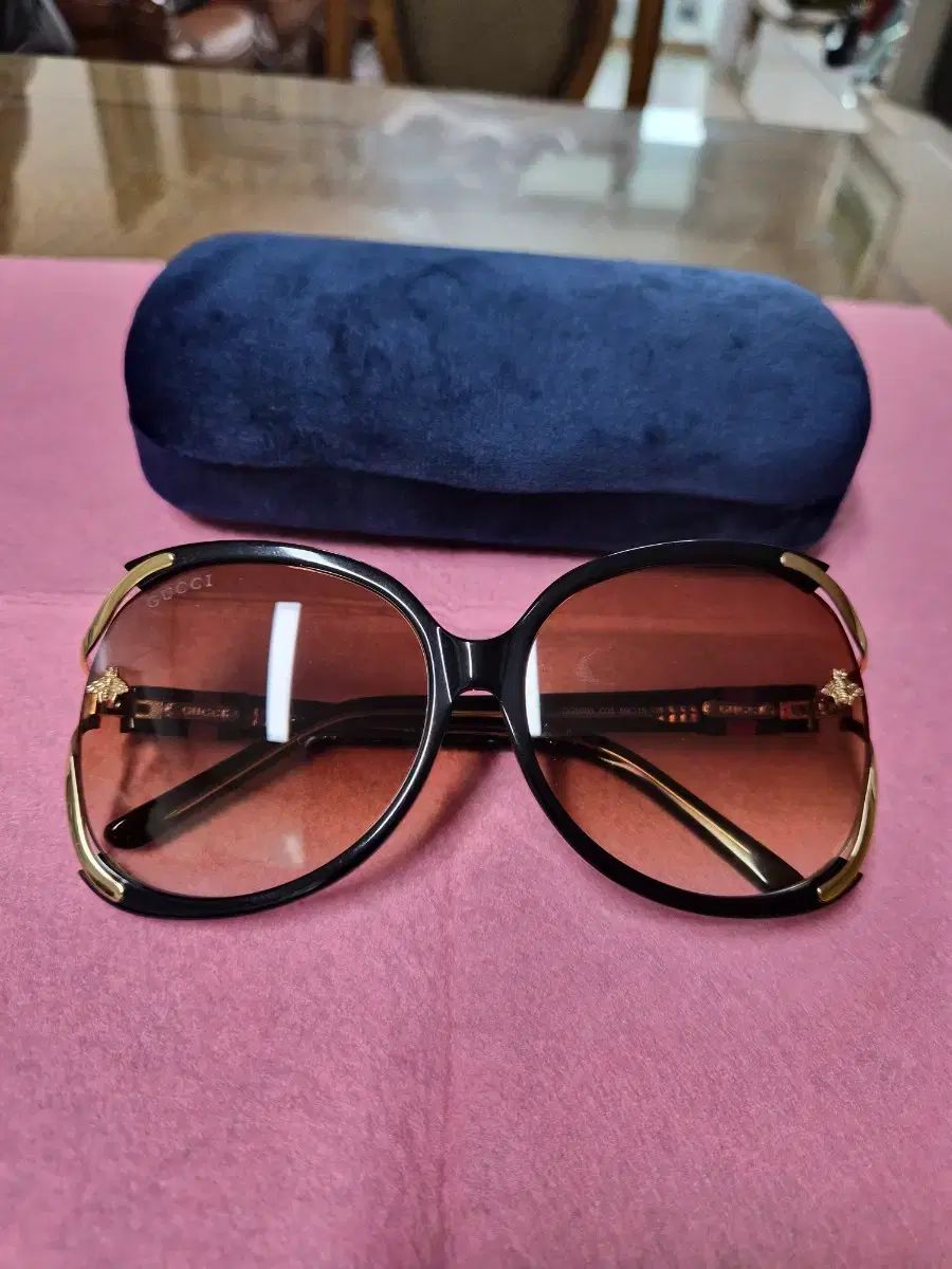 グッチ レディースサングラス