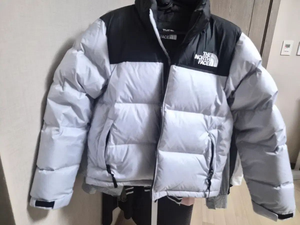 THE NORTH FACE 1996 レトロ ヌプシ レディース Sサイズ ミスティックヘイズ