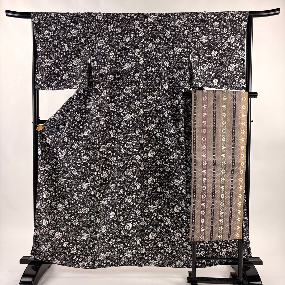 小紋 身丈160 5 cm 裄丈66 M 袷 名古屋帯セット 草花 鳥 黒 正絹 秀品