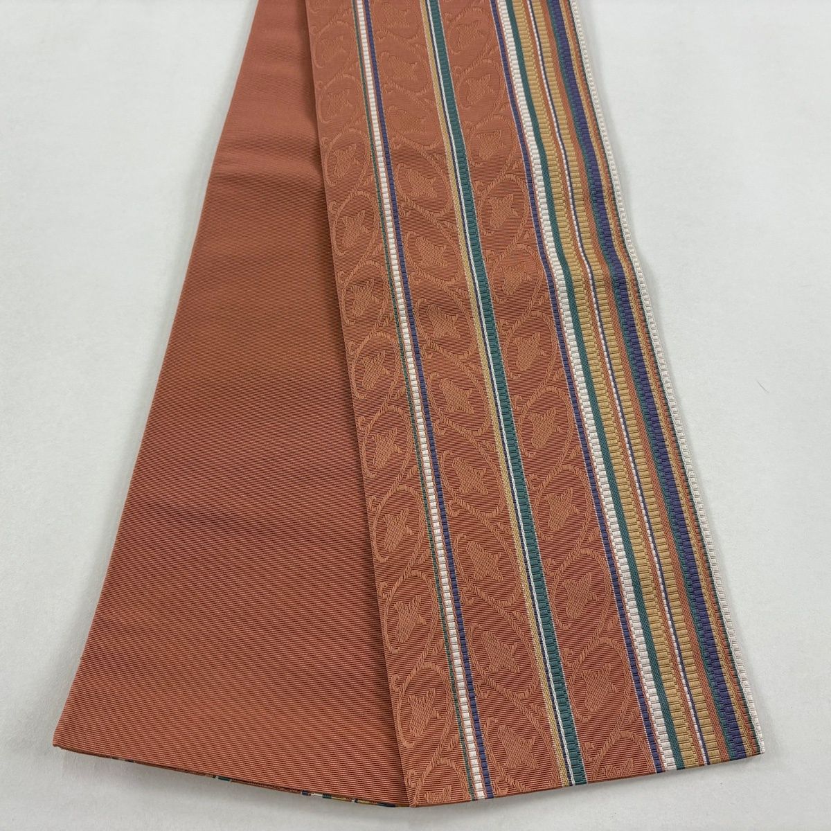 半幅帯 秀品 縞 花唐草 サーモンピンク 正絹