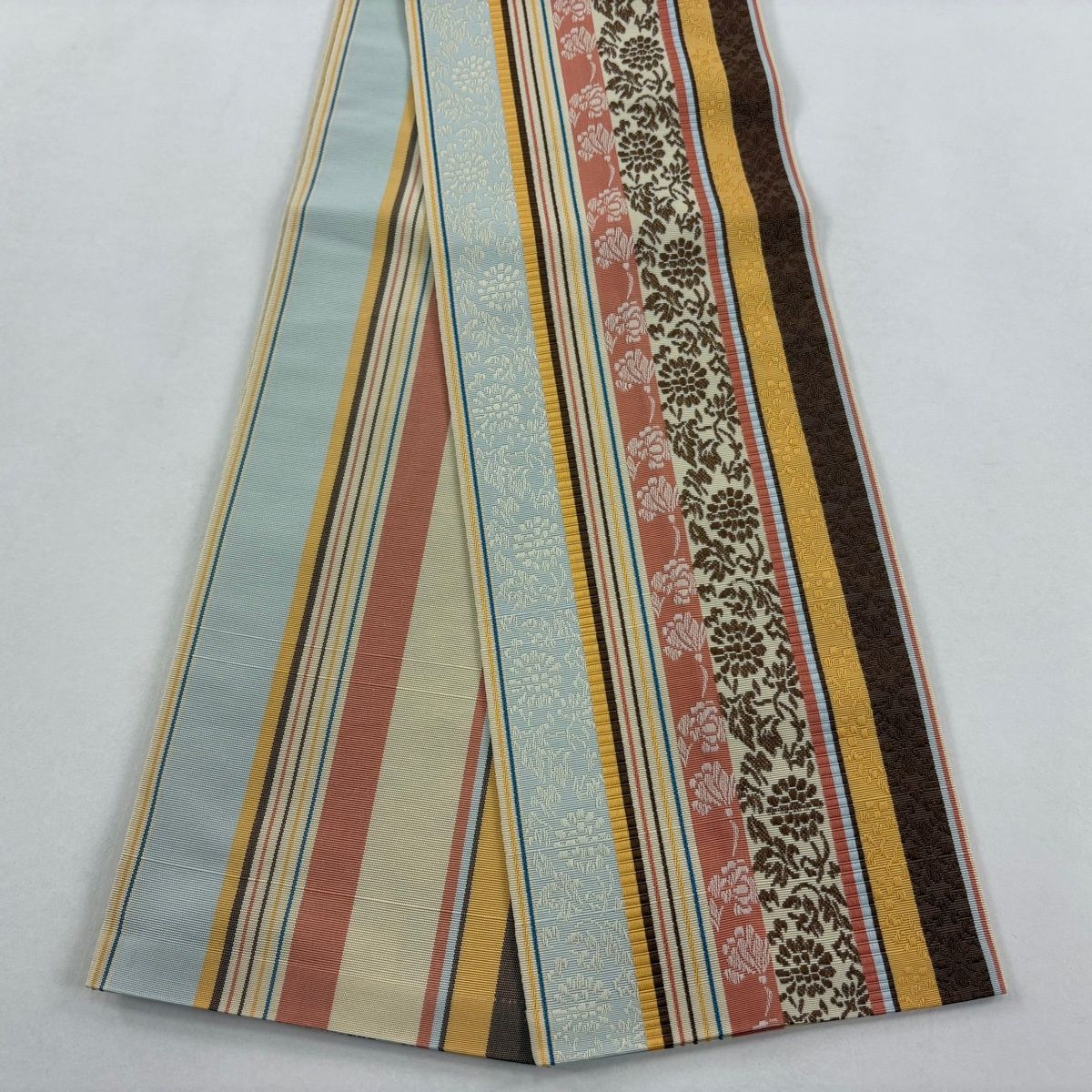 半幅帯 秀品 証紙 博多織 縞 草花 薄オレンジ 正絹