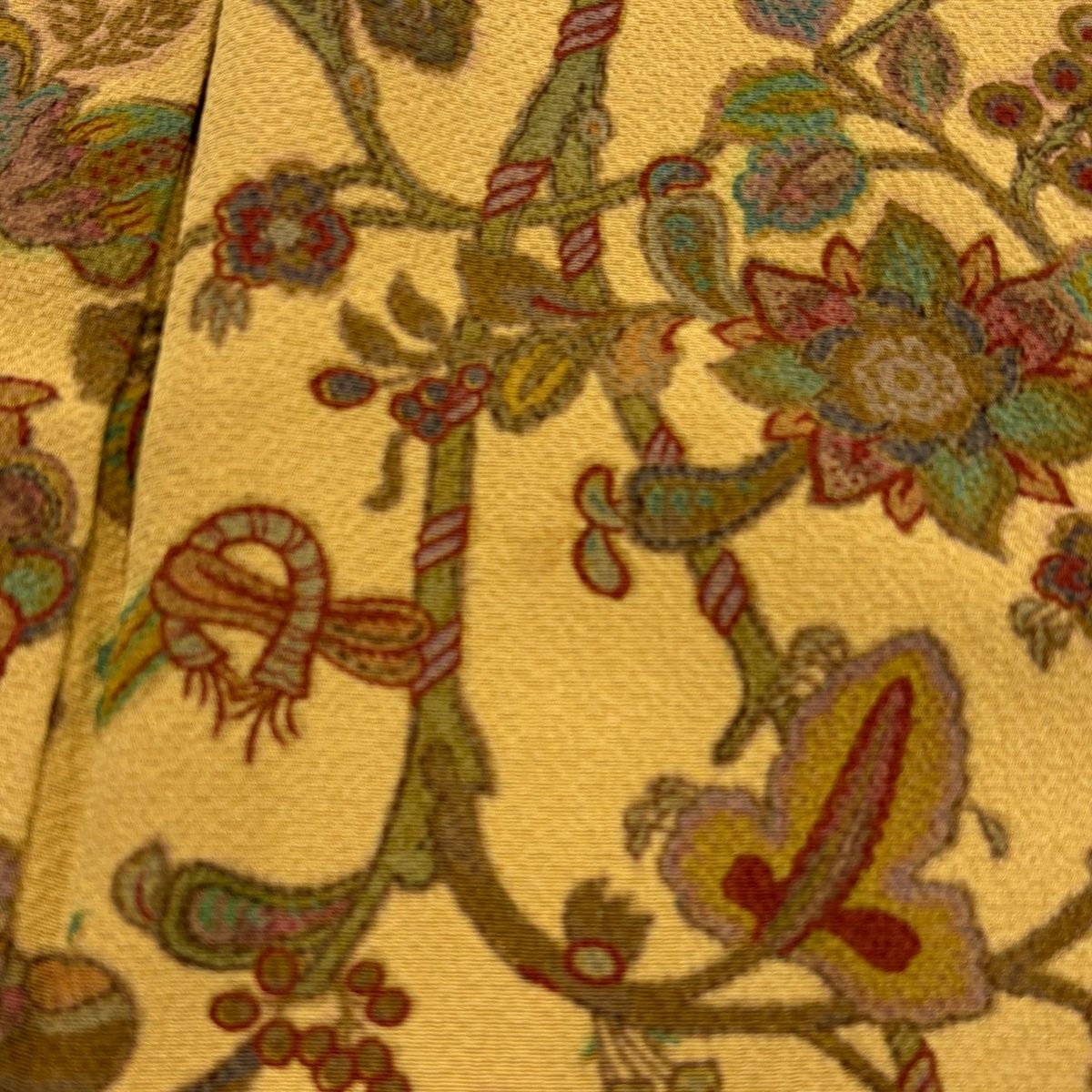 小紋 身丈153.5cm 裄丈66cm M 袷 花唐草 黄土色 正絹 優品 【中古