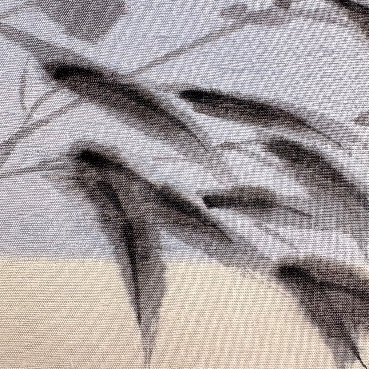 開き名古屋帯 秀品 落款 紬地 笹 霞 青灰色 正絹