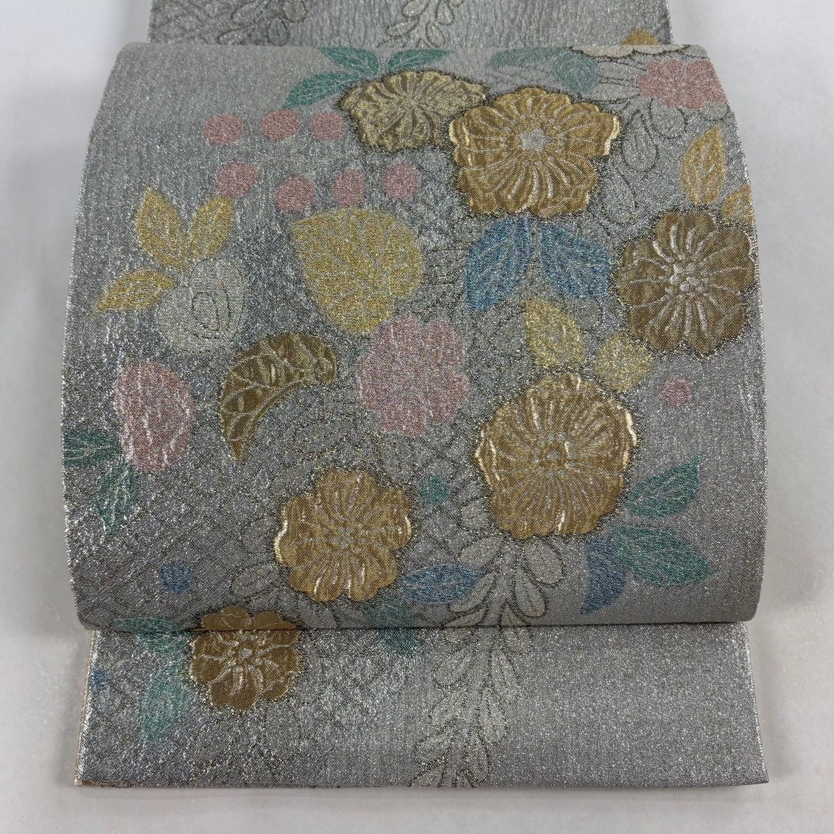 美品】 袋帯 秀品 草花 藤 箔 銀色 六通 正絹 【中古】 - メルカリ