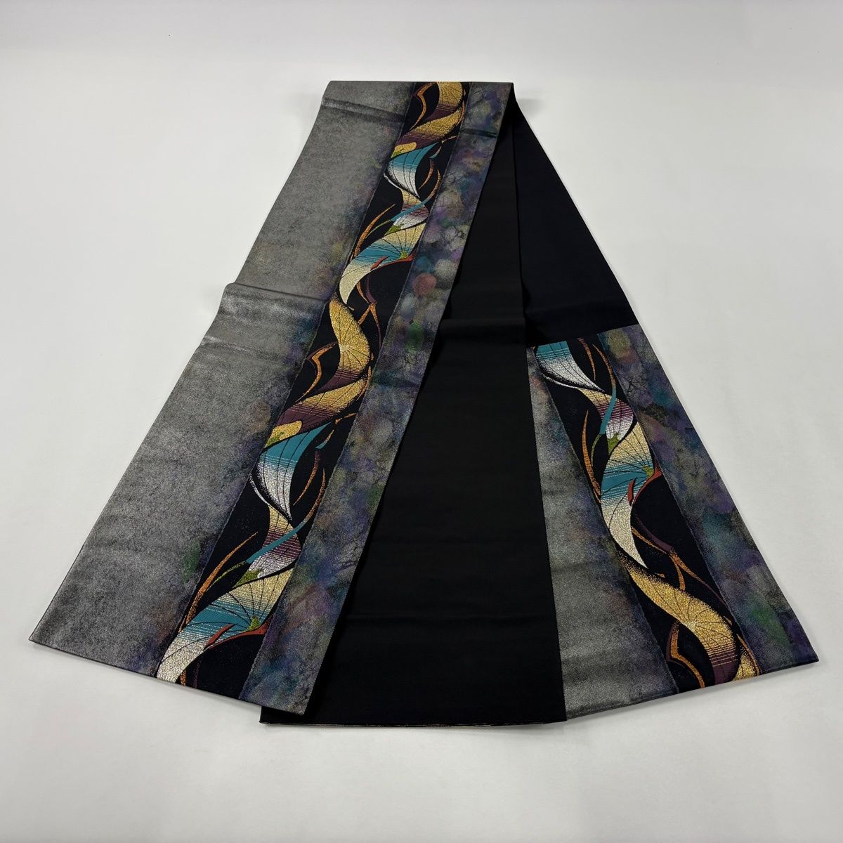 美品】 袋帯 秀品 鳥 幾何学模様 箔 灰紫 六通 正絹 【中古】 - メルカリ