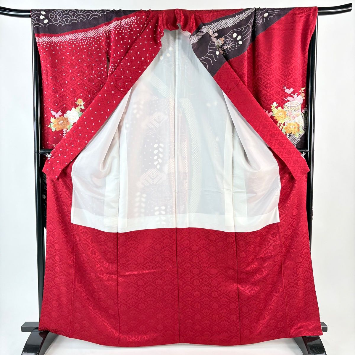  振袖 身丈165 cm 裄丈69 L 袷 やまと 貝桶 草花 絞り 金銀彩 赤 正絹 振袖 着物