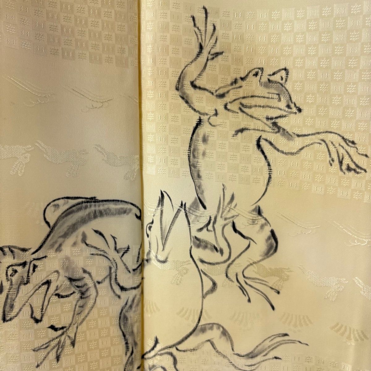  付下げ 身丈157 cm 裄丈63.5 S 袷 江雪 落款 鳥獣戯画 地紋 ベージュ 正絹 訪問着 付け下げ 着物