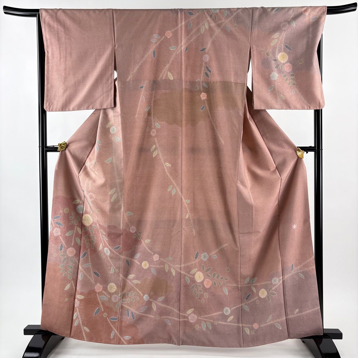 訪問着 身丈163.5 cm 裄丈67.5 L 袷 牛首紬地 落款 証紙 梅 草花 金銀彩 絞り ピンクベージュ 正絹