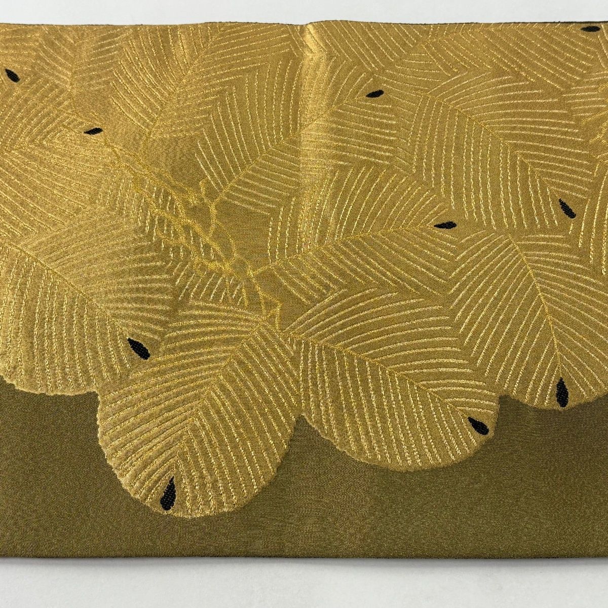 渡辺雪三郎 しょうざん 唐草文様 袋帯 六通柄 正絹 金糸 渡辺雪三郎 しょうざん 唐草文様 袋帯 六通柄 正絹 金糸