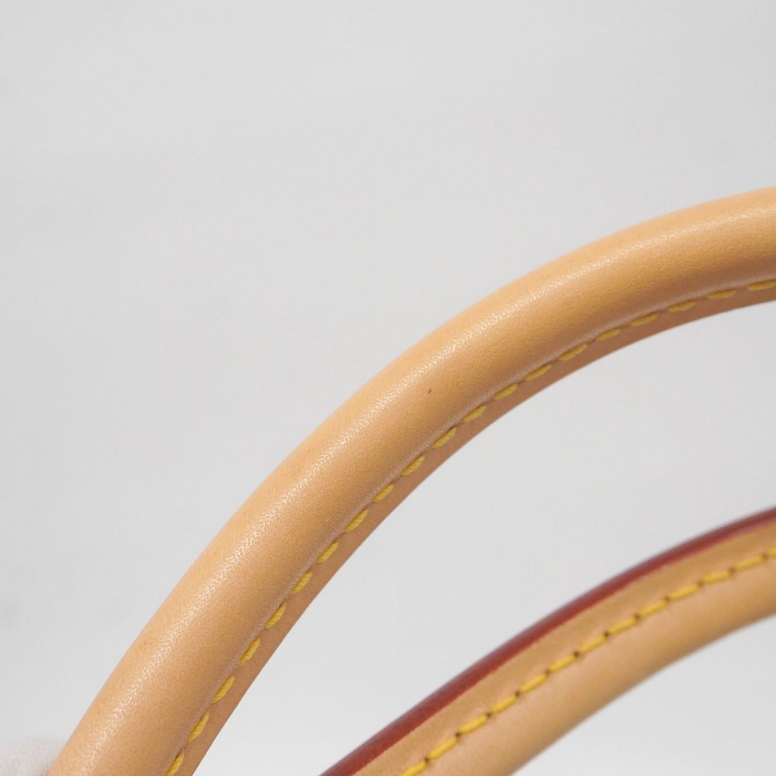 アズール ジロラッタ