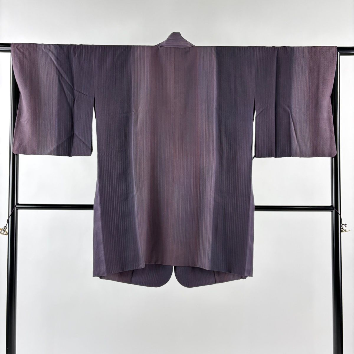 道中着 身丈90 cm 裄丈67 5 L 和装コート 着物衿 縦縞 ぼかし 紫 正絹 秀品
