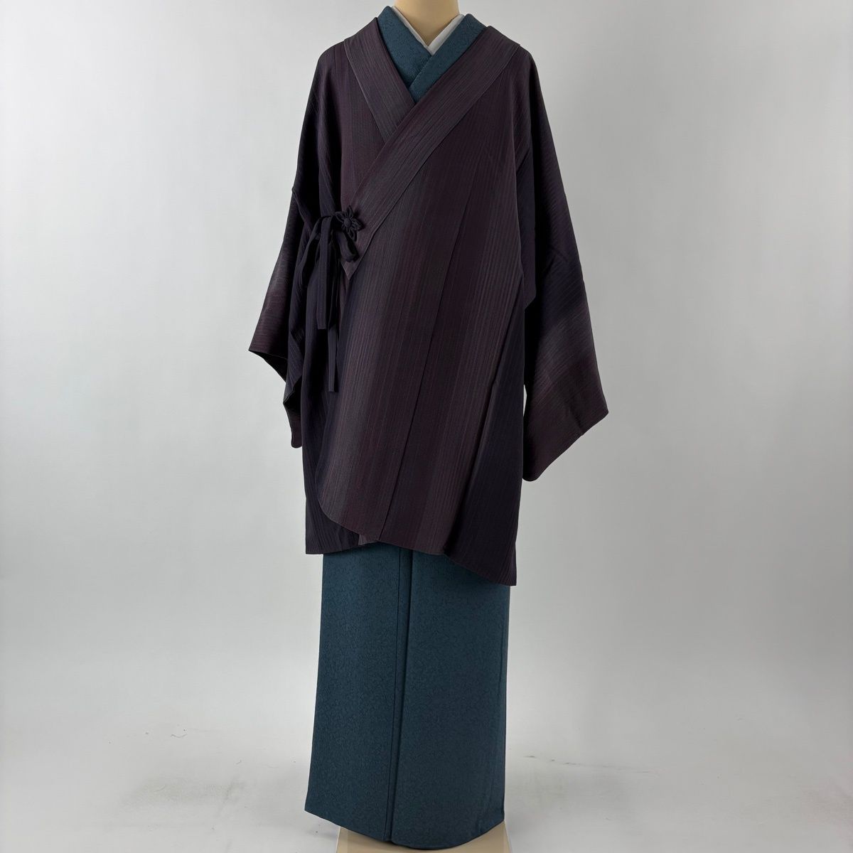道中着 身丈90 cm 裄丈67.5 L 和装コート 着物衿 縦縞 ぼかし 紫 正絹 秀品