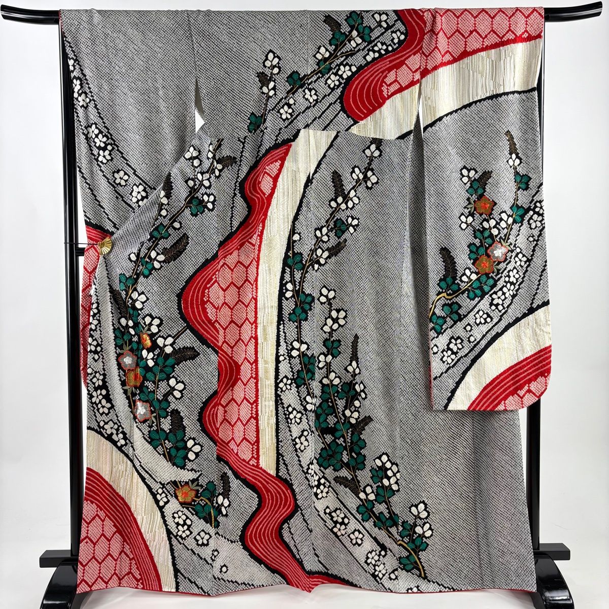 振袖 身丈166 cm 裄丈67.5 L 袷 花 萩 絞り 刺繍 黒 正絹 秀品
